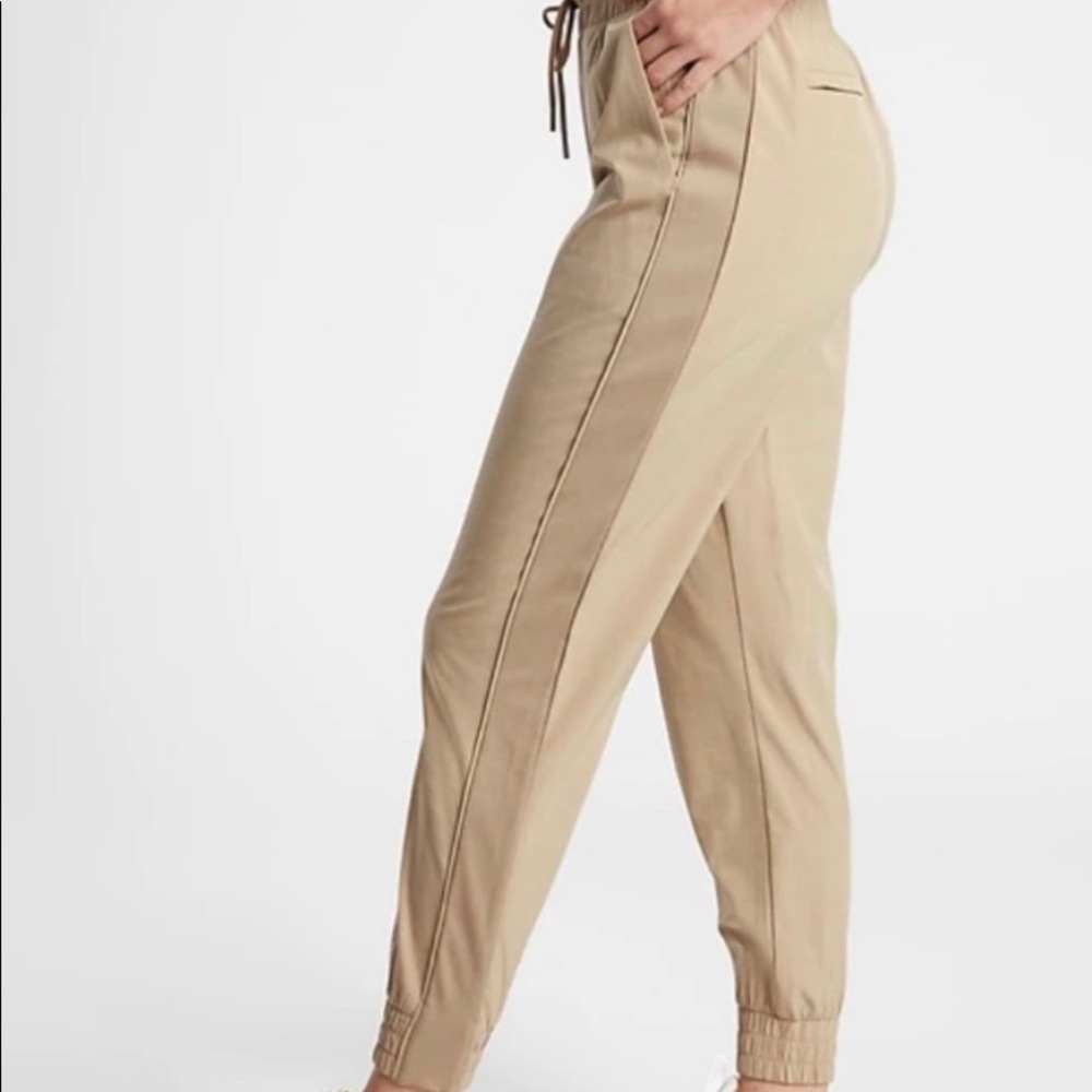 NWT Athlete Brooklyn Textured Jogger - Picture 3 of 8